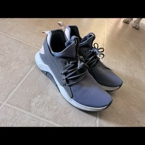 Reebok Size 7.5 womens